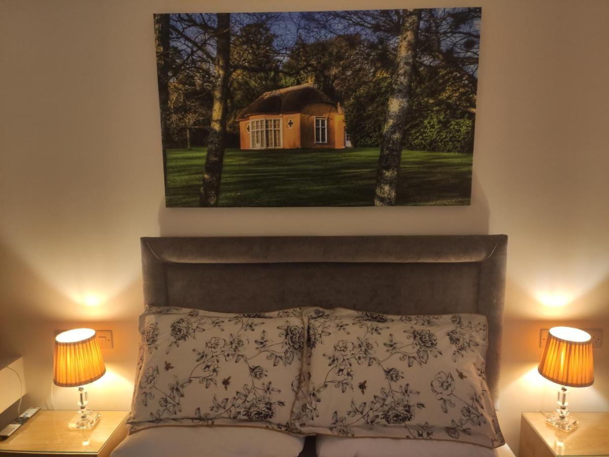 Newryview Villa Bagian luar foto